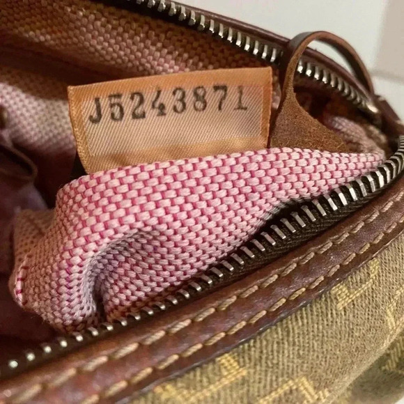 Dooney Bourke BD signature print canvas shoulder handbag - Picture 8 of 12